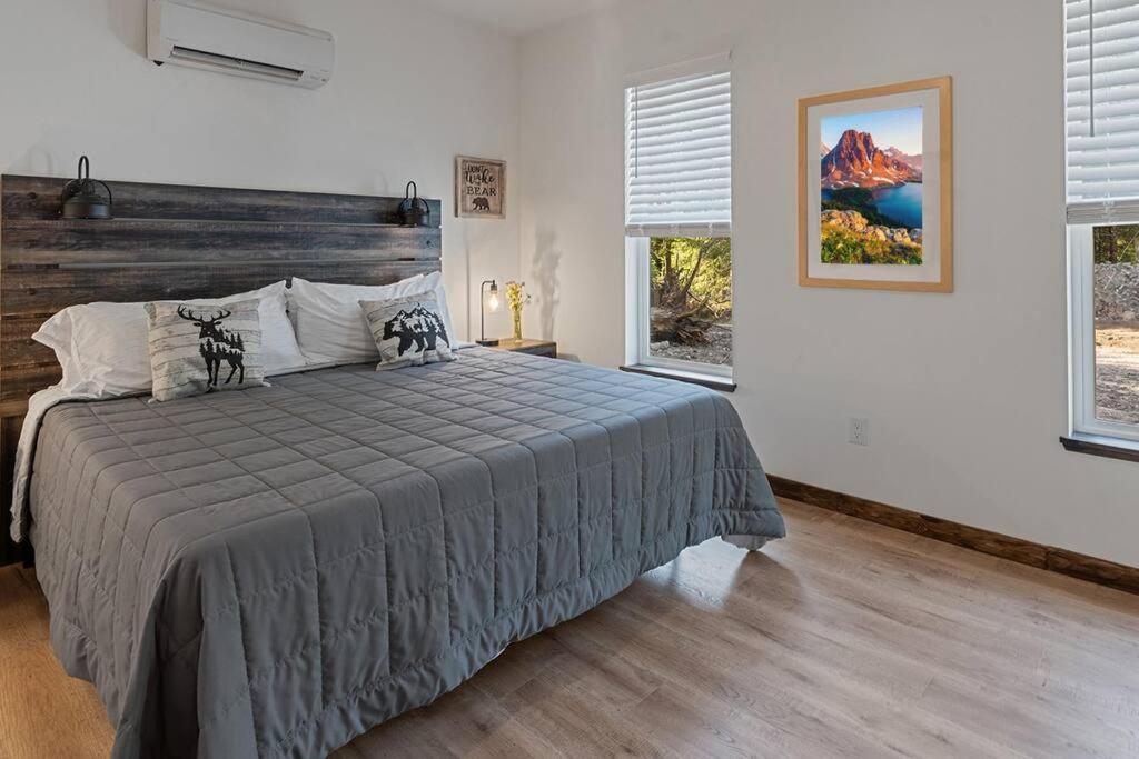 אשפורד Luxe Mt. Rainier Lodge W/ Hot Tub-Ac-Game Room מראה חיצוני תמונה