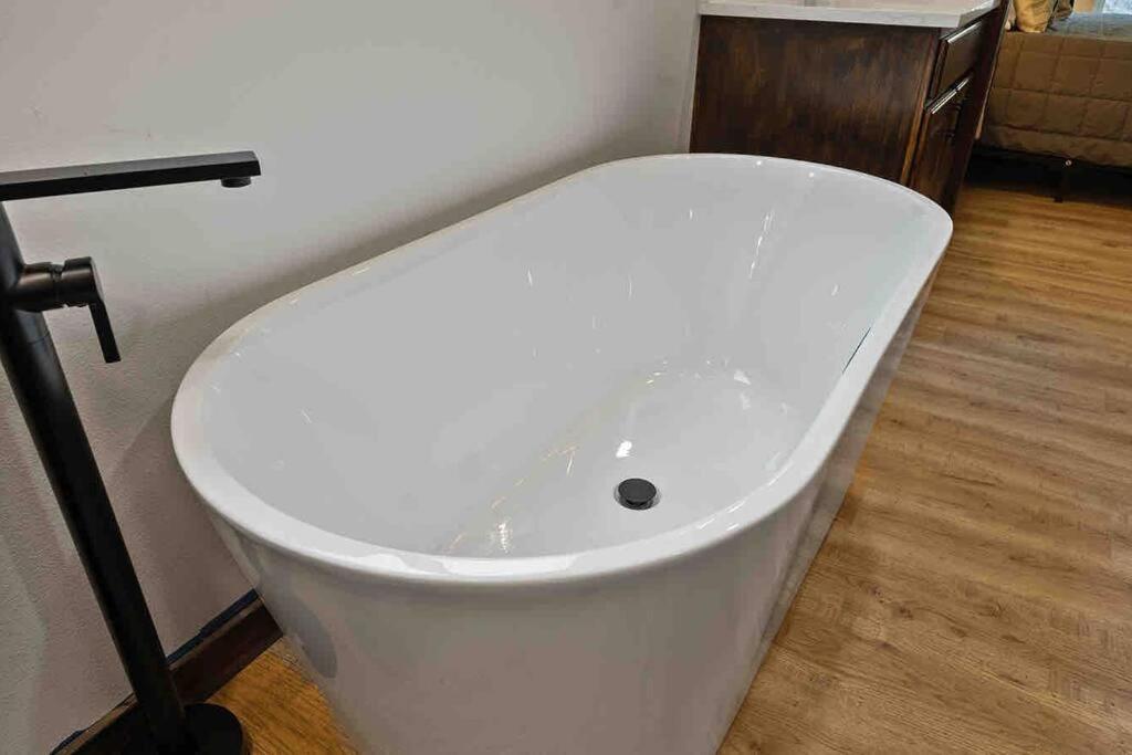 אשפורד Luxe Mt. Rainier Lodge W/ Hot Tub-Ac-Game Room מראה חיצוני תמונה