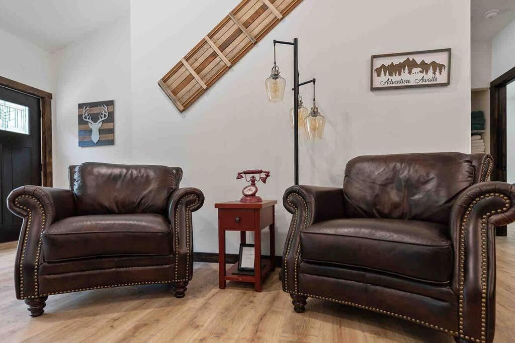 אשפורד Luxe Mt. Rainier Lodge W/ Hot Tub-Ac-Game Room מראה חיצוני תמונה